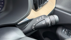 Volvo XC60 2.0 B5P Plus Dark 5dr AWD Geartronic Petrol Estate